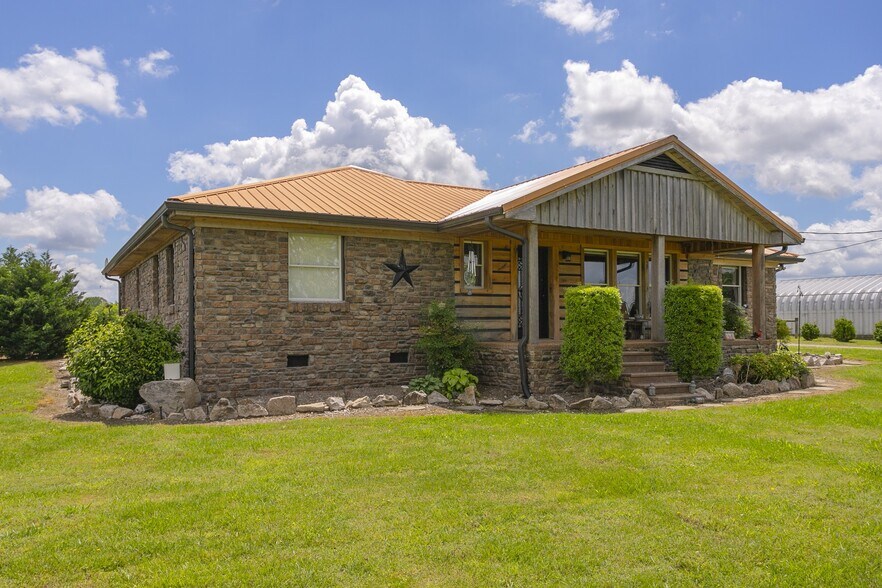 More Photos Of 2781 Franklin Pike, Lewisburg Land For Lease