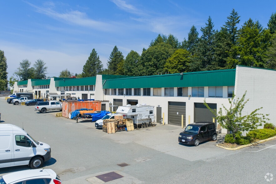 More Photos Of 7618-7648 Winston St, Burnaby Warehouse For Lease