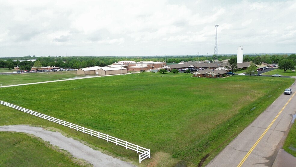 More Photos Of S 8th St, Mcloud Land For Sale