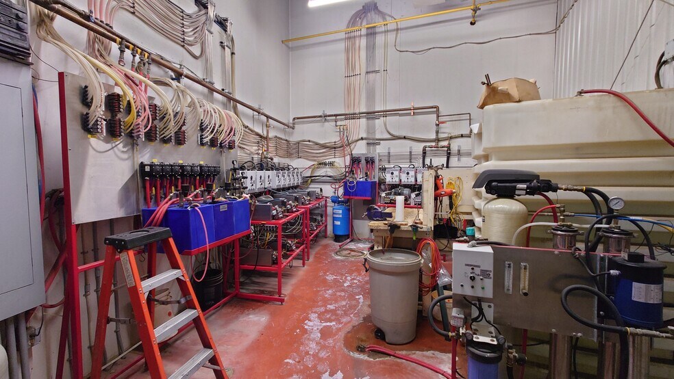 More Photos Of 6670 71 St, Red Deer Carwash For Sale