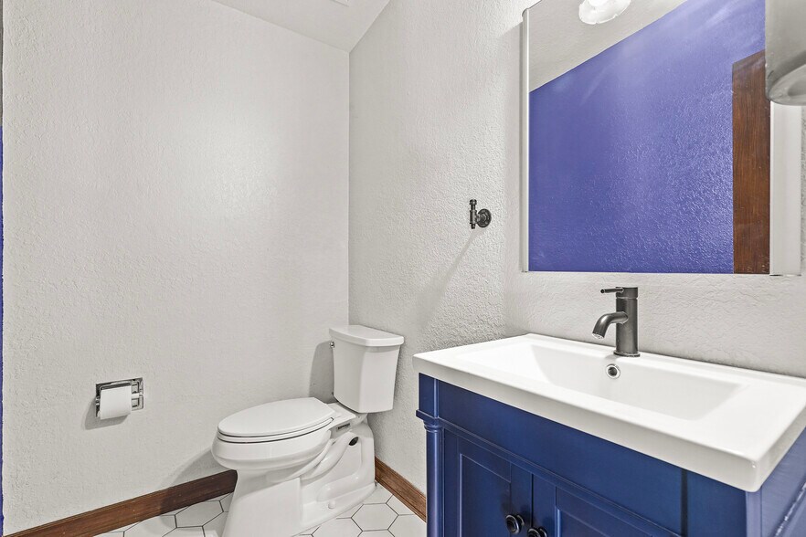 More Photos Of 1127 Wyoming Ave, El Paso Loft Creative Space For Lease