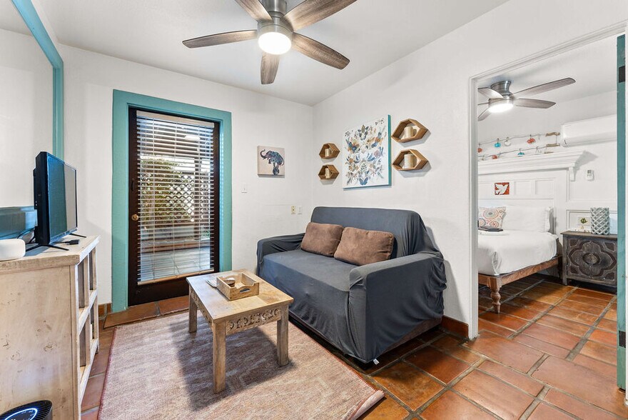 More Photos Of 2282-2284 Congress St, San Diego Apartments For Sale