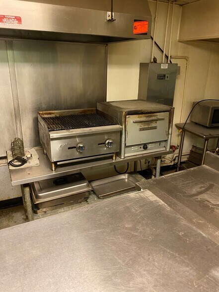 More Photos Of 128 S Main St, Spring Grove Storefront Retail Residential For Sale