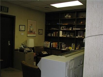 More Photos Of 29 E Washington St, Summerville Office For Sale
