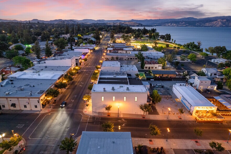 More Photos Of 302 N Main St, Lakeport Storefront For Sale