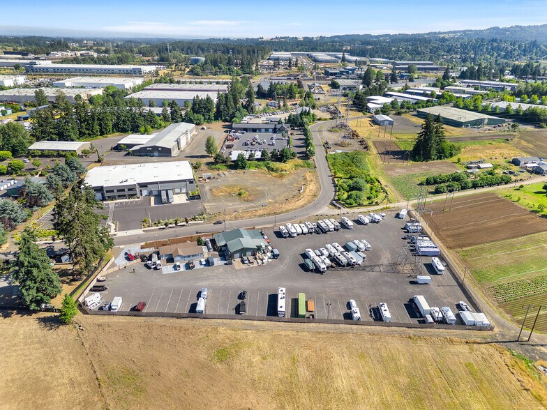More Photos Of 19935 SW Cipole Rd, Sherwood Industrial For Lease