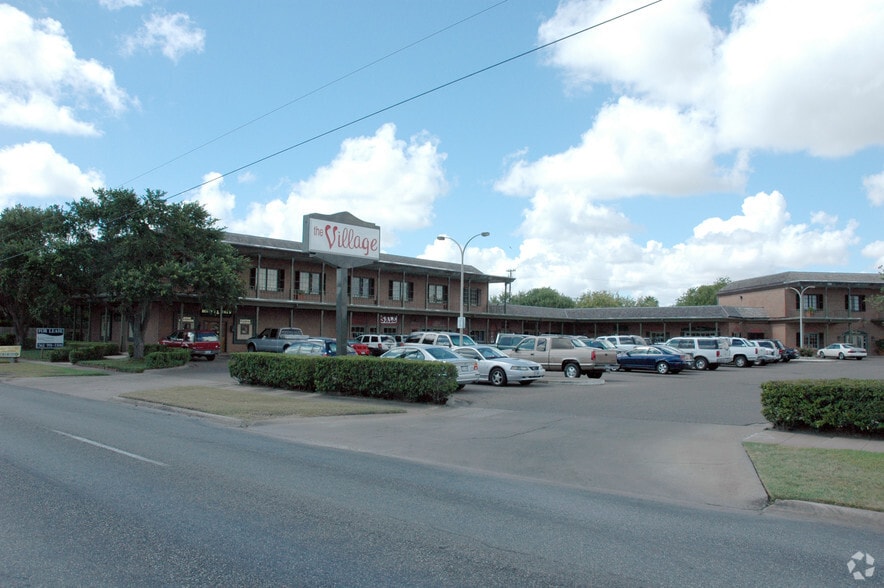 More Photos Of 3815-3853 Alameda, Corpus Christi Unknown For Lease