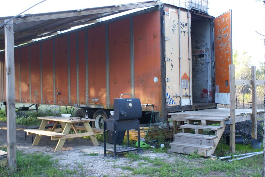 More Photos Of 7705 US Highway 301, Jacksonville Land For Sale
