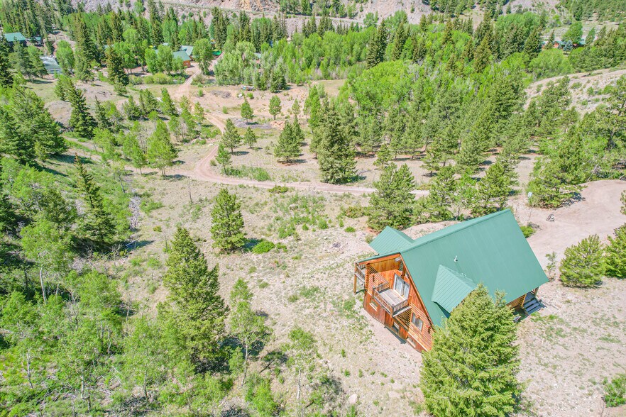 More Photos Of 860 County Road 142, Lake City Hotel For Sale