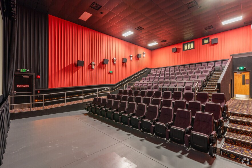 More Photos Of 2200 Lebanon Valley Mall, Lebanon Movie Theatre For Sale