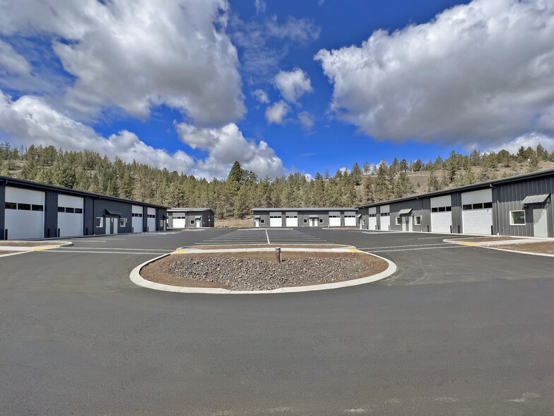 Primary Photo Of 64415 Strickler Ave, Bend Warehouse For Lease