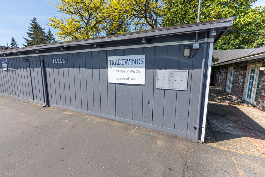 More Photos Of 11212 Bridgeport Way SW, Lakewood Apartments For Sale