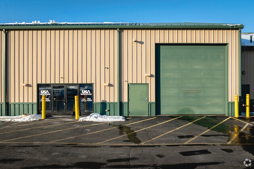 More Photos Of 1590 Albon Rd, Holland Showroom For Sale