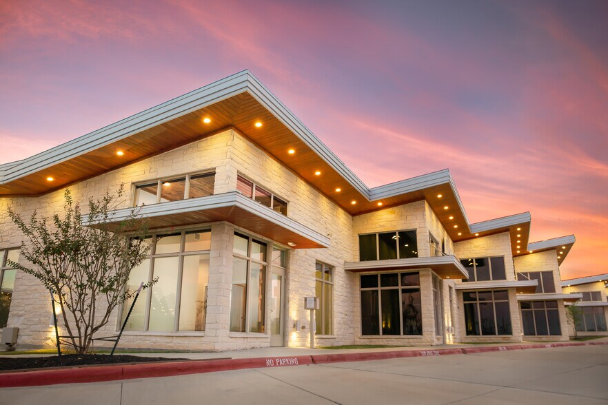 More Photos Of 1645 Greens Prairie Rd W, College Station Office For Lease