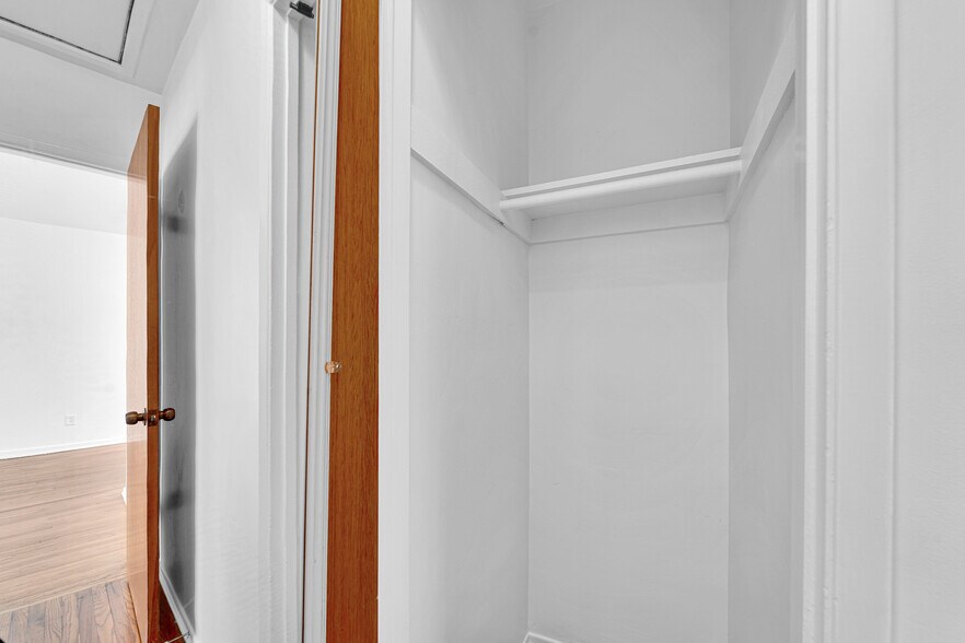 More Photos Of 938 15th St, Santa Monica Apartments For Sale