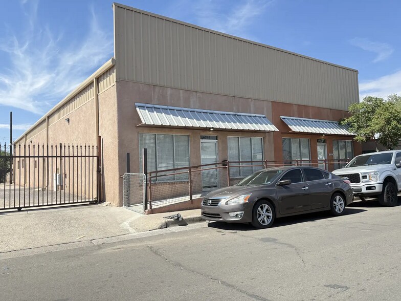 Primary Photo Of 6916-6918 Cochiti Rd, Albuquerque Warehouse For Sale