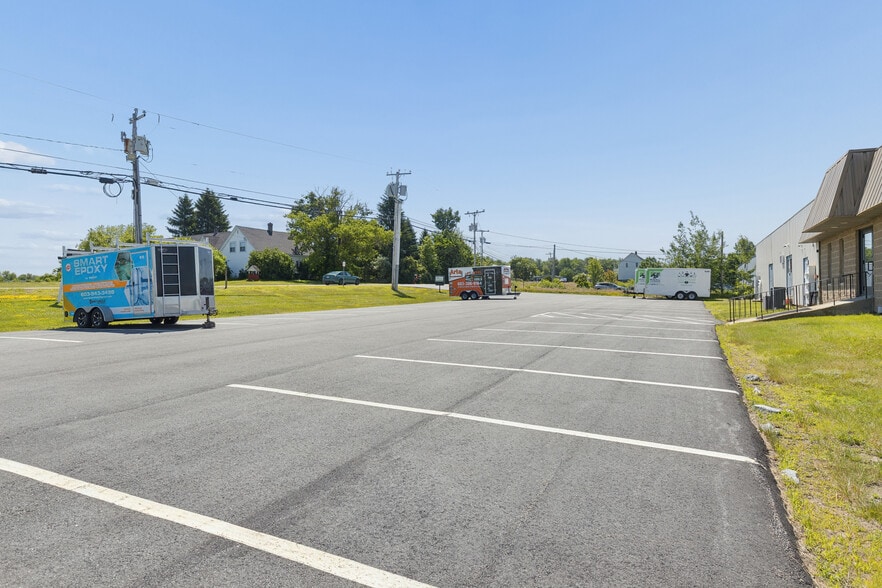 More Photos Of 51 Harvey Rd, Londonderry Warehouse For Sale
