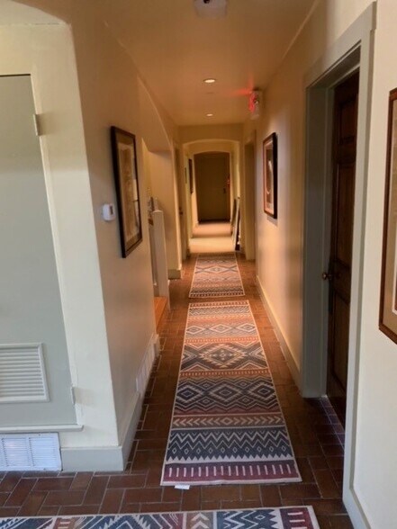 More Photos Of 1800 Mccullough Ave, San Antonio Office For Sale