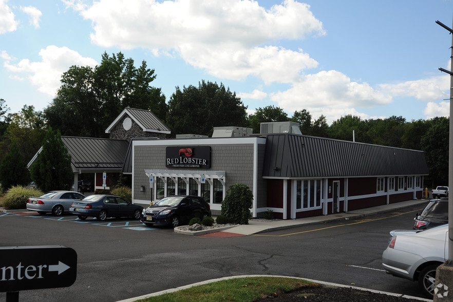 Primary Photo Of 3255 US Highway 1, Lawrenceville Restaurant For Sale