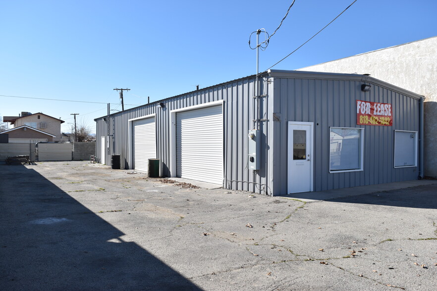 Primary Photo Of 212 W Avenue I, Lancaster Auto Repair For Sale