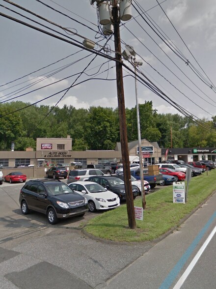 More Photos Of 9 South St, Danbury Service For Lease