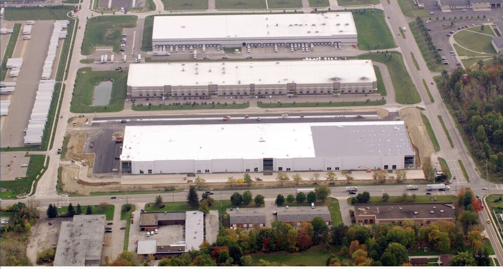 More Photos Of 8794 Independence Pky, Twinsburg Warehouse For Lease