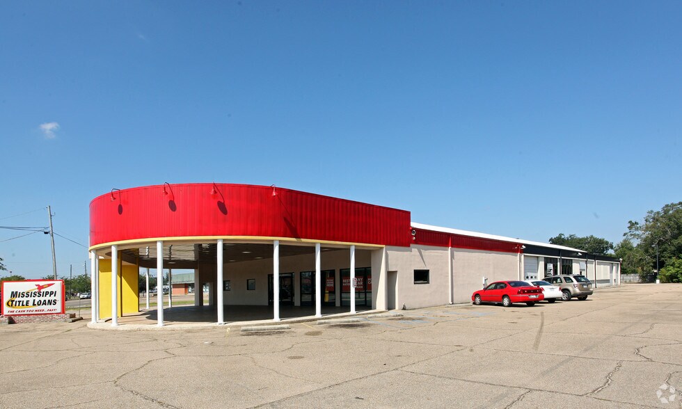 211 Broadway Dr, Hattiesburg, MS 39401 Retail For Lease