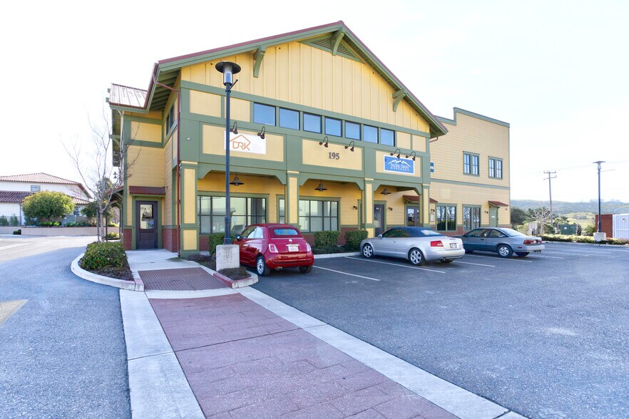 More Photos Of 195 S Broadway St, Orcutt Flex For Lease
