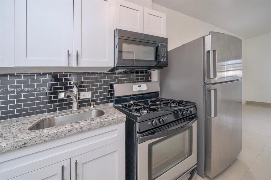 More Photos Of 5807 SW 25th St, West Park Apartments For Sale