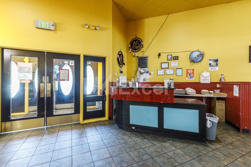 More Photos Of 9155 S Redwood Rd, West Jordan Restaurant For Sale