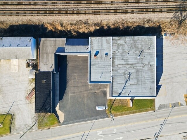 More Photos Of 968-980 Main St, Crete Freestanding For Sale