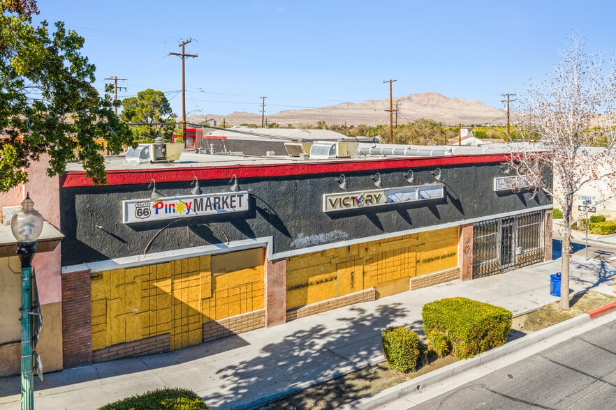 More Photos Of 15586 7th St, Victorville Storefront For Sale