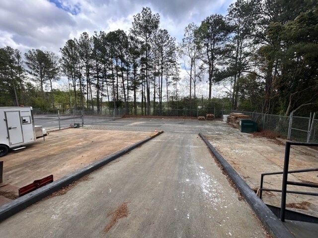 More Photos Of 825 Franklin Ct SE, Marietta Distribution For Lease