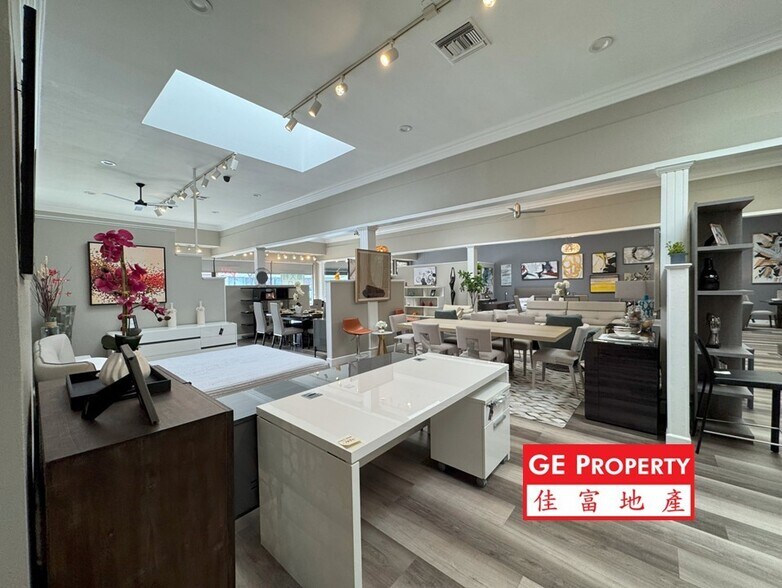 More Photos Of 607 W Las Tunas Dr, San Gabriel Freestanding For Lease