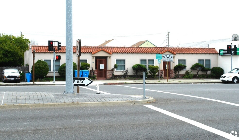 Primary Photo Of 960 El Camino Real, San Bruno Apartments For Sale