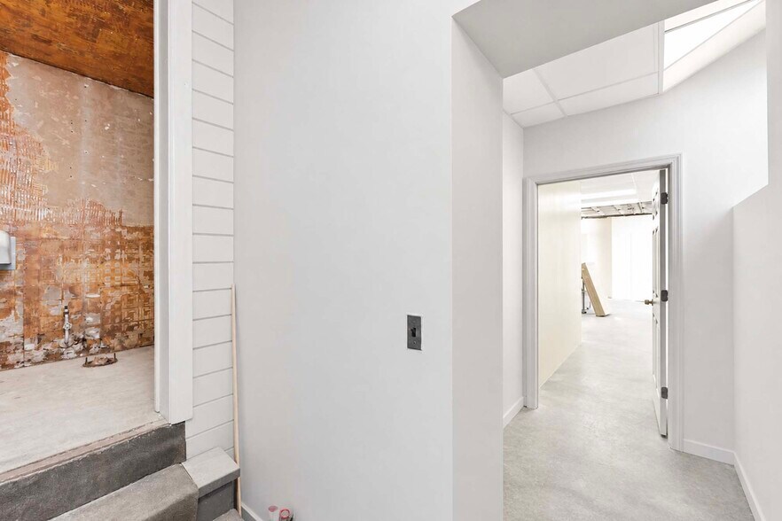 More Photos Of 744-748 Paterson Ave, East Rutherford Storefront For Lease