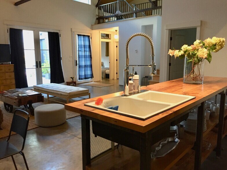 More Photos Of , Hudson Unknown For Sale