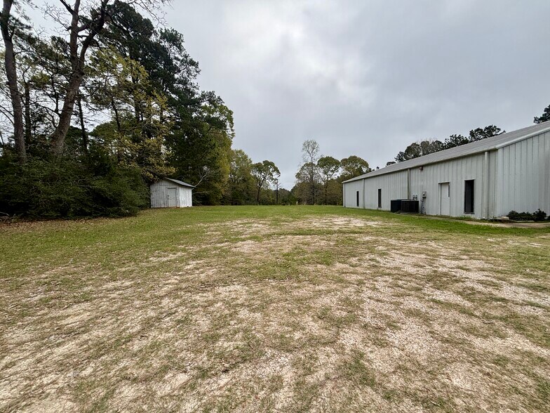 More Photos Of 5097 FM 1374 Rd, Huntsville Specialty For Sale