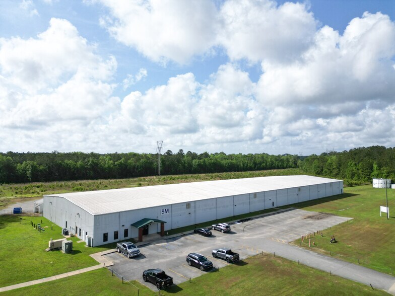 More Photos Of 9800 I 65 Service Rd S, Creola Warehouse For Lease