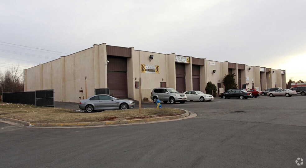 Primary Photo Of 9026 Euclid Ave, Manassas Distribution For Lease