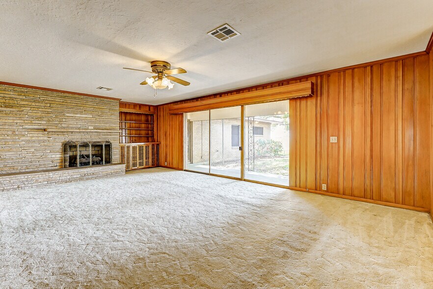 More Photos Of 11503 Highway 36, Wallis Land For Lease