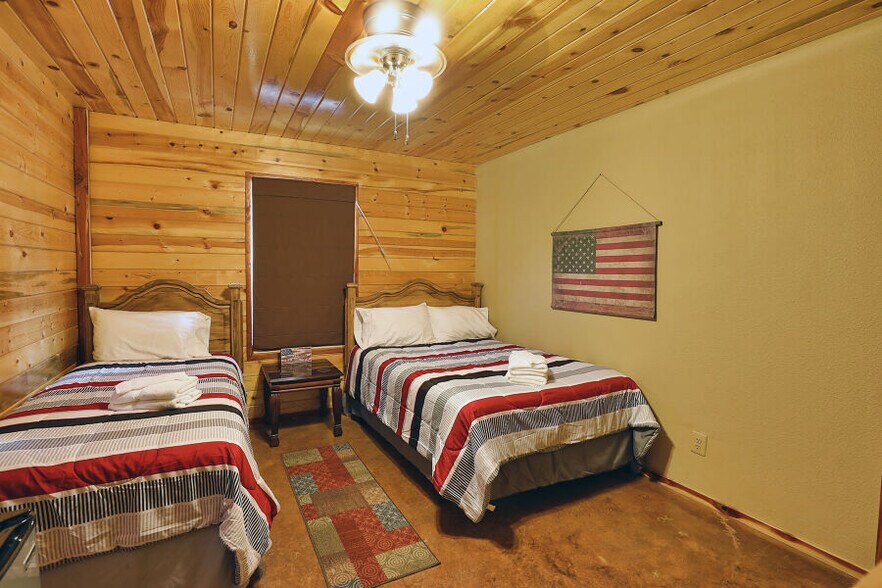 More Photos Of 1083 N 4290 Rd, Sawyer Hotel For Sale