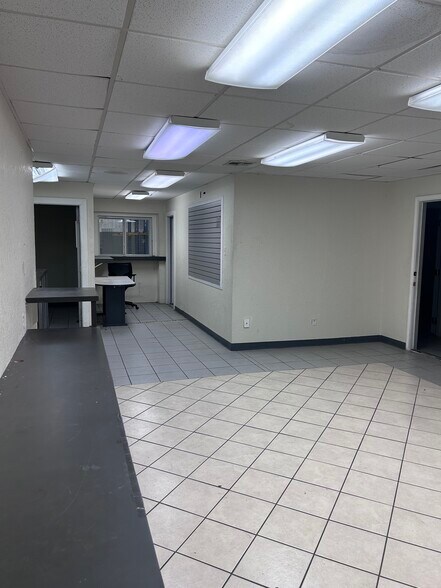 More Photos Of 4301 E Stan Schlueter Loop, Killeen Auto Dealership For Sale