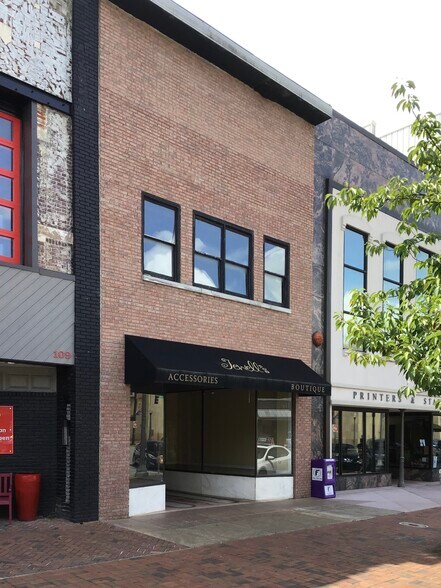 More Photos Of 111 N Court St, Florence Storefront For Sale