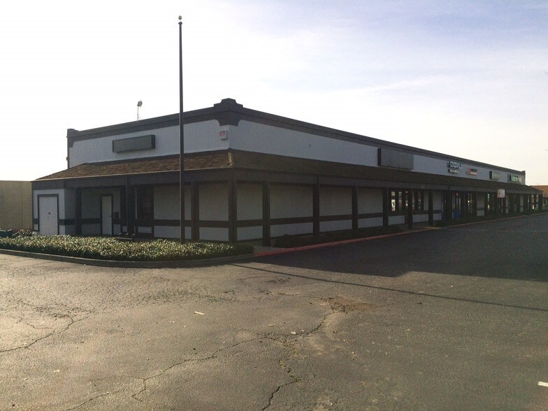 More Photos Of 2500 Zanella Way, Chico Storefront Retail Office For Lease