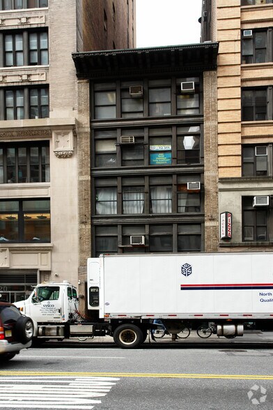 More Photos Of 112 E 23rd St, New York Office For Sale