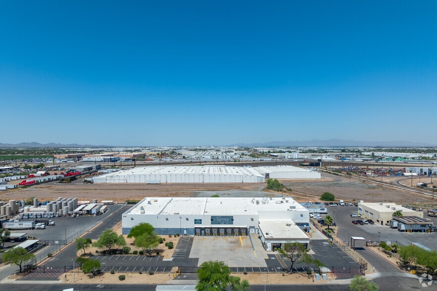More Photos Of 610 S 56th Ave, Phoenix Refrigeration Cold Storage For Lease