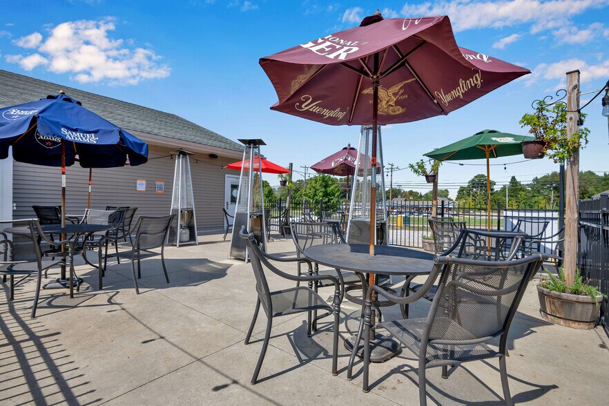 More Photos Of 50-54 Main St, Hebron Restaurant For Lease