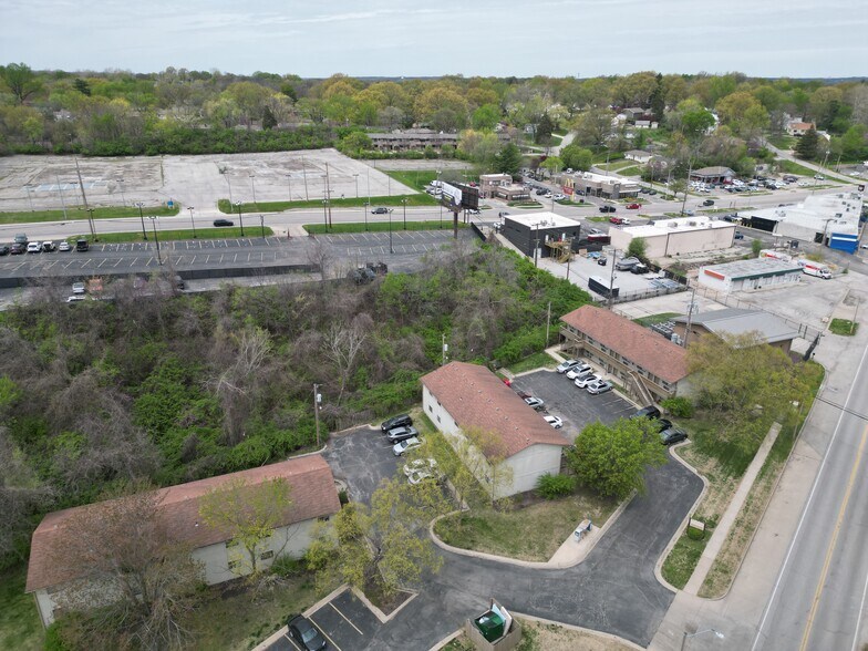 More Photos Of 3930-3950 N Cherry St, Kansas City Apartments For Sale