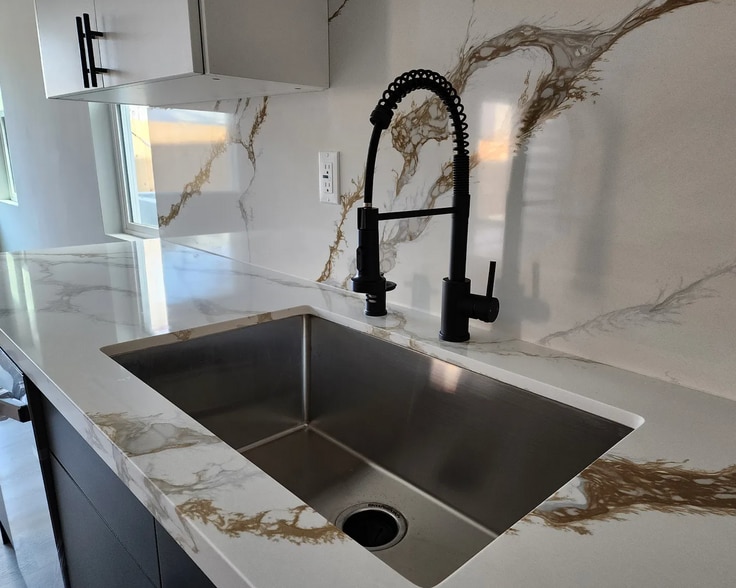 More Photos Of 2223 S Highland Ave, Los Angeles Apartments For Sale